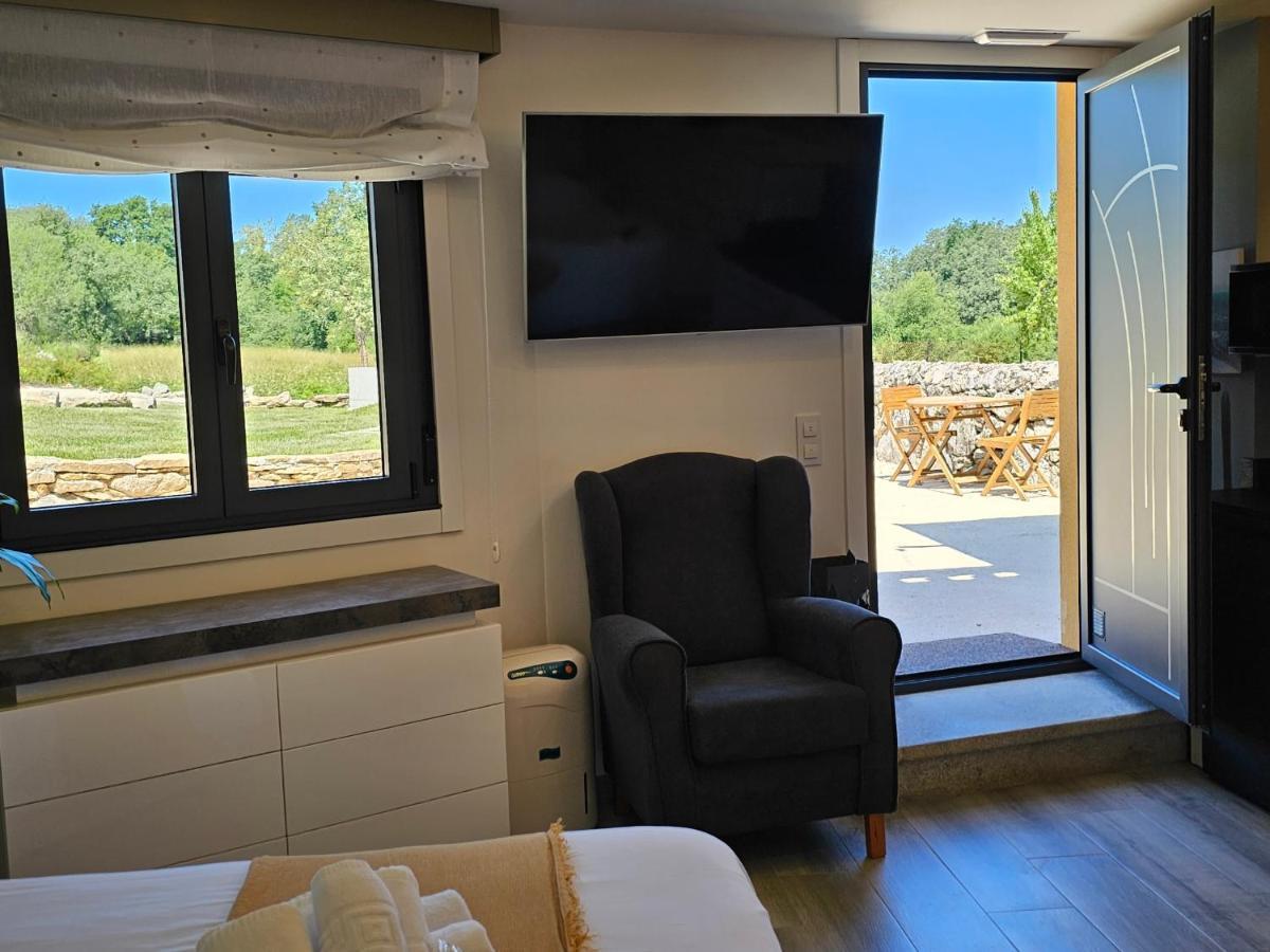 Appartamento Loft con Jacuzzi os Arcos Sober Esterno foto